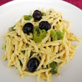 Pasta friggitelli ed olive
