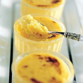 Crème brûlée dolce di origine francese risalente al lontano 1691.