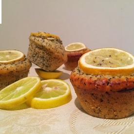 Muffin al Limone e Semi di Papavero Senza Burro