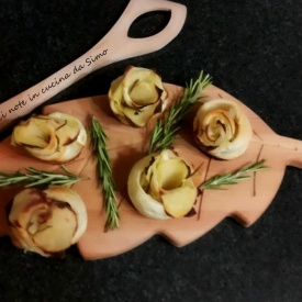 Rose di patate in pasta sfoglia