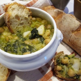 Zuppa di ceci, spinaci e baccalà