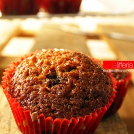 Muffin con farina integrale e amarene