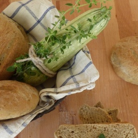 Pane al pesto di zucchine e menta