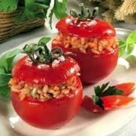 Ricettario Genovese: Pomodori ripieni di riso, melanzane e mozzarella.