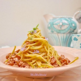 Spaghetti alla Chitarra con Ragù di Tonno, Olio alla Menta e Zest di Limone